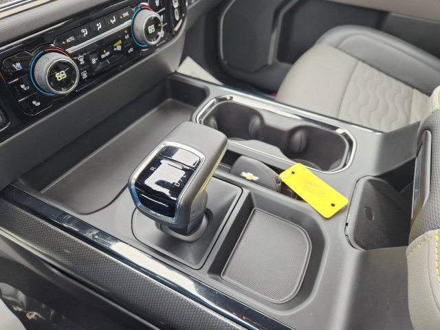 Used 2024 Chevrolet Silverado 1500 ZR2 w/ Technology Package image 54