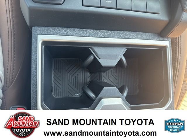 Used 2025 Toyota 4Runner Limited image 19