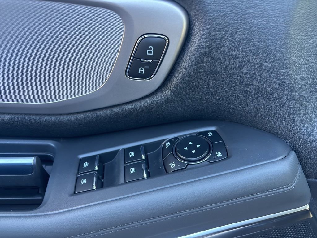 New 2026 Ford Expedition Active image 27