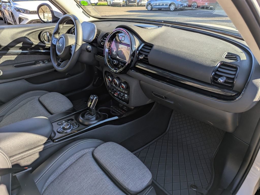 Used 2024 MINI Cooper Clubman S image 36