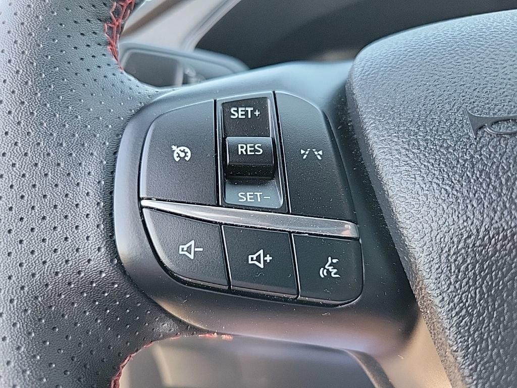 Used 2025 Ford Escape ST-Line Select AWD/4WD image 22