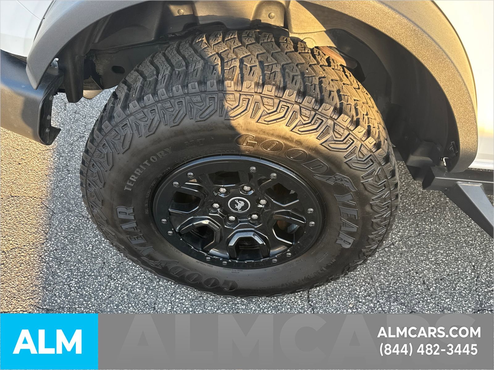 Used 2023 Ford Bronco Wildtrak image 21