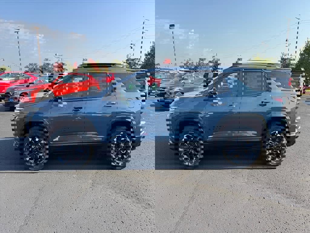 New 2026 Chevrolet Equinox RS w/ LPO, Floor Liner Package image 2