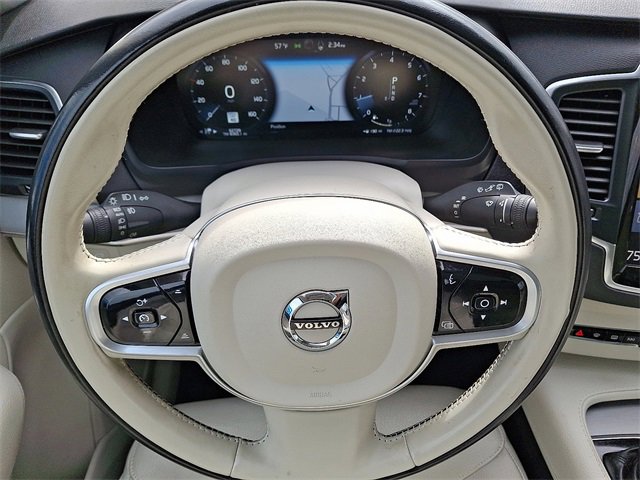 Used 2022 Volvo XC90 T5 Momentum w/ Climate Package image 21
