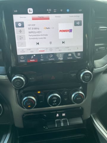 Used 2022 RAM 1500 Big Horn AWD/4WD image 16