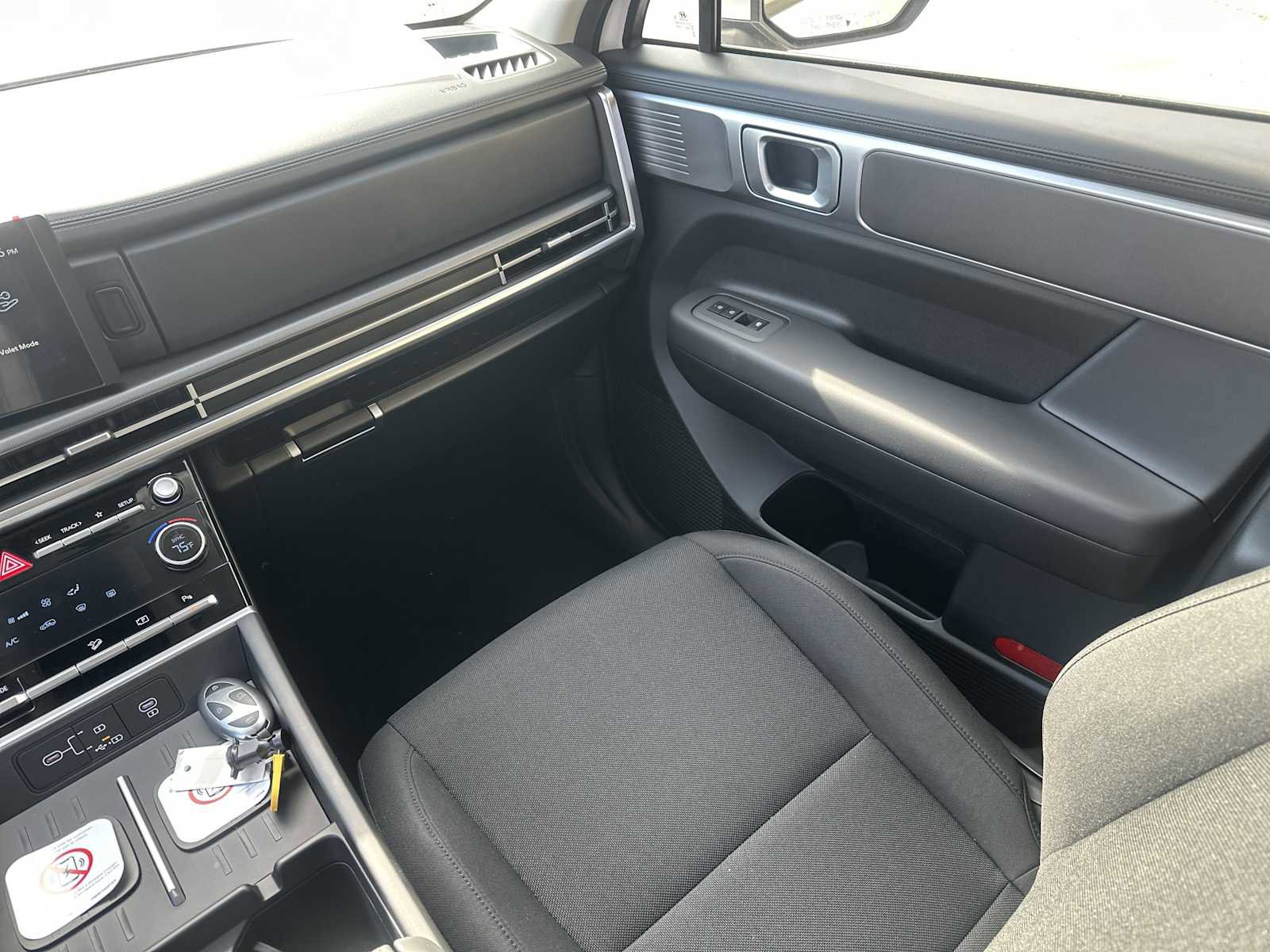 New 2026 Hyundai Santa Fe SE FWD image 13
