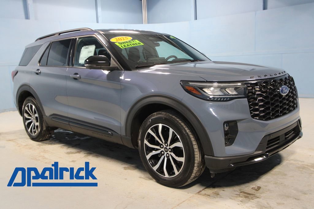 Used 2025 Ford Explorer ST-Line