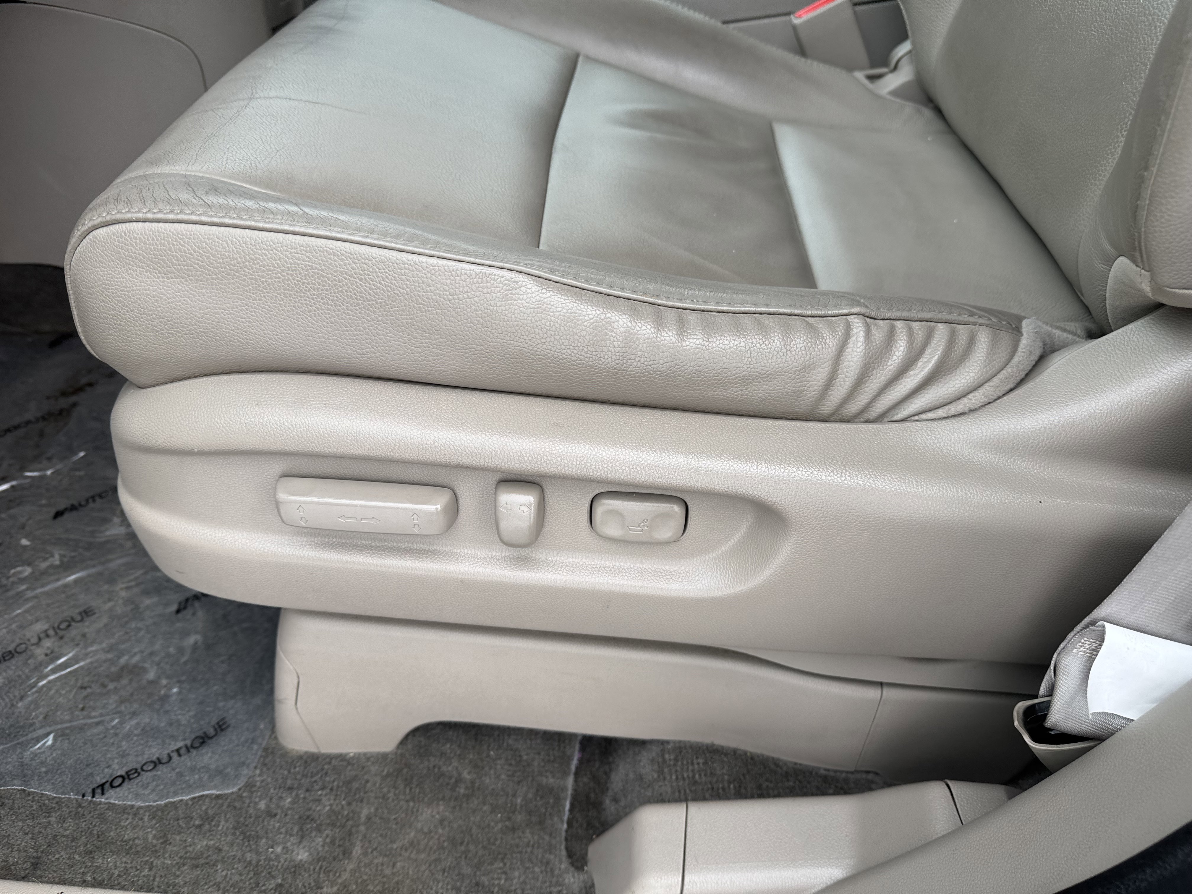 Used 2015 Honda Odyssey EX-L image 25