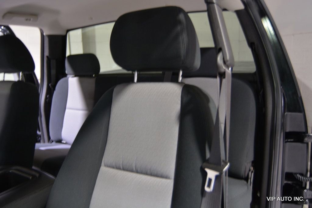 Used 2007 Chevrolet Silverado 2500 W/T w/ LS Package image 11