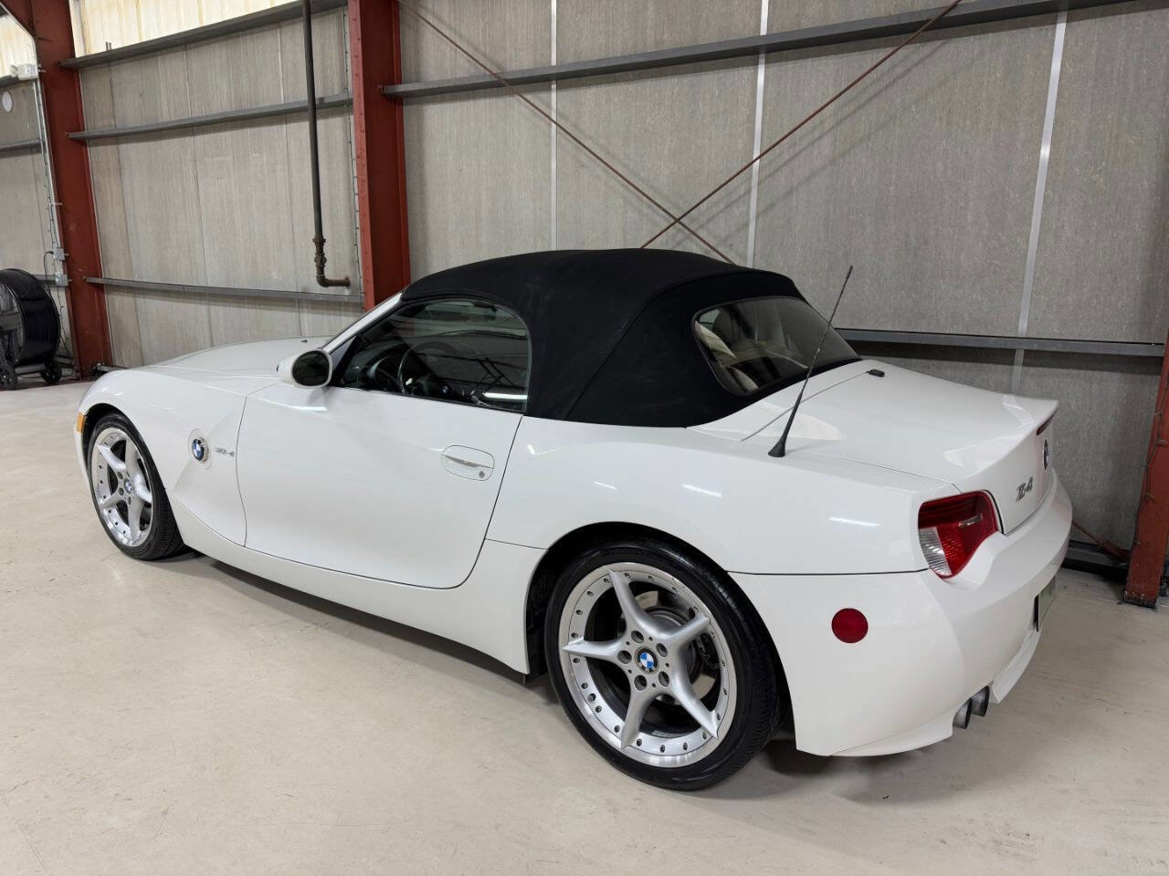 Used 2007 BMW Z4 3.0si image 24