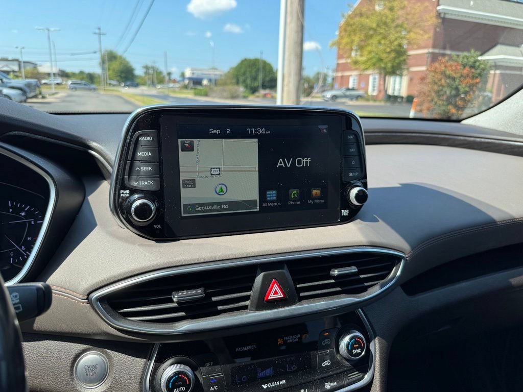 Used 2020 Hyundai Santa Fe Limited AWD/4WD image 15