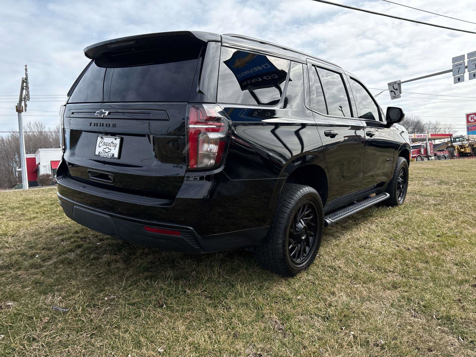 Used 2024 Chevrolet Tahoe Z71 image 6