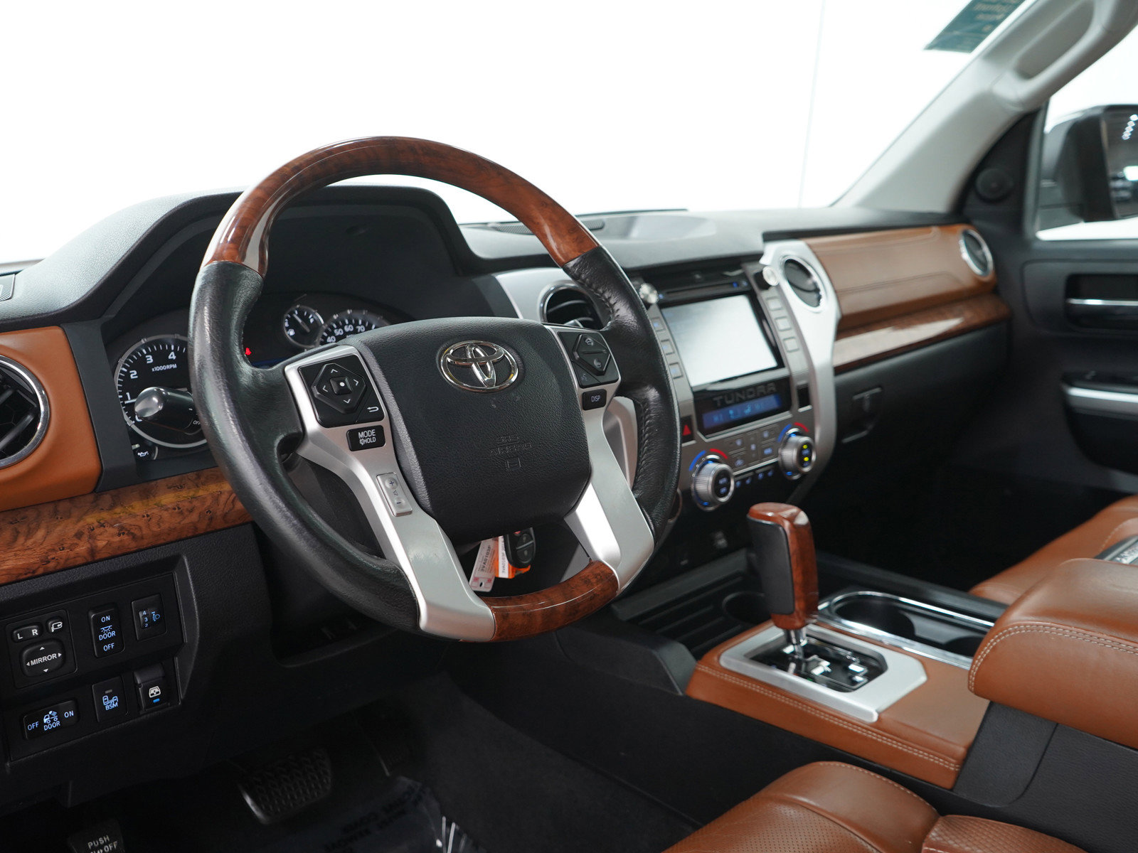 Used 2015 Toyota Tundra 1794 Edition AWD/4WD image 26