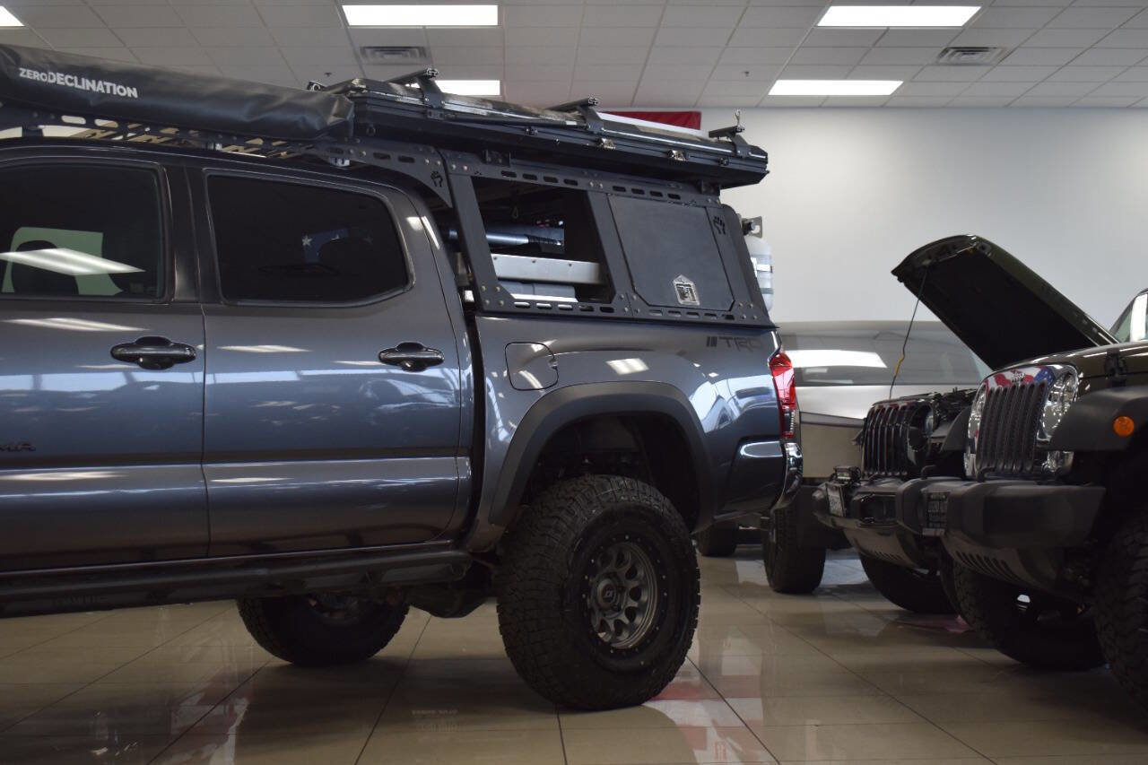 Used 2017 Toyota Tacoma TRD Off-Road image 11