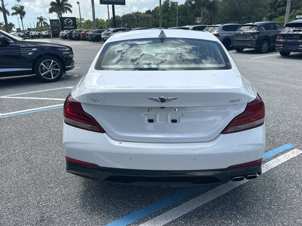 Used 2019 Genesis G70 2.0T Advanced w/ Dynamic Package RWD image 8