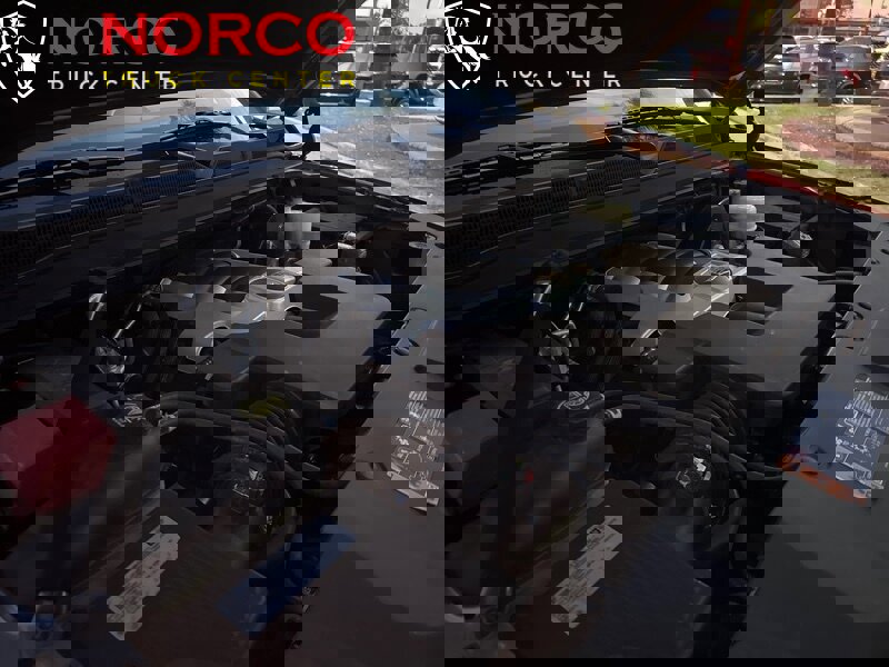 Used 2019 Cadillac Escalade ESV Luxury image 36