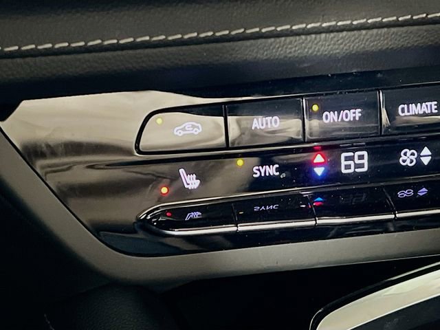 Used 2023 Buick Envision Preferred image 21