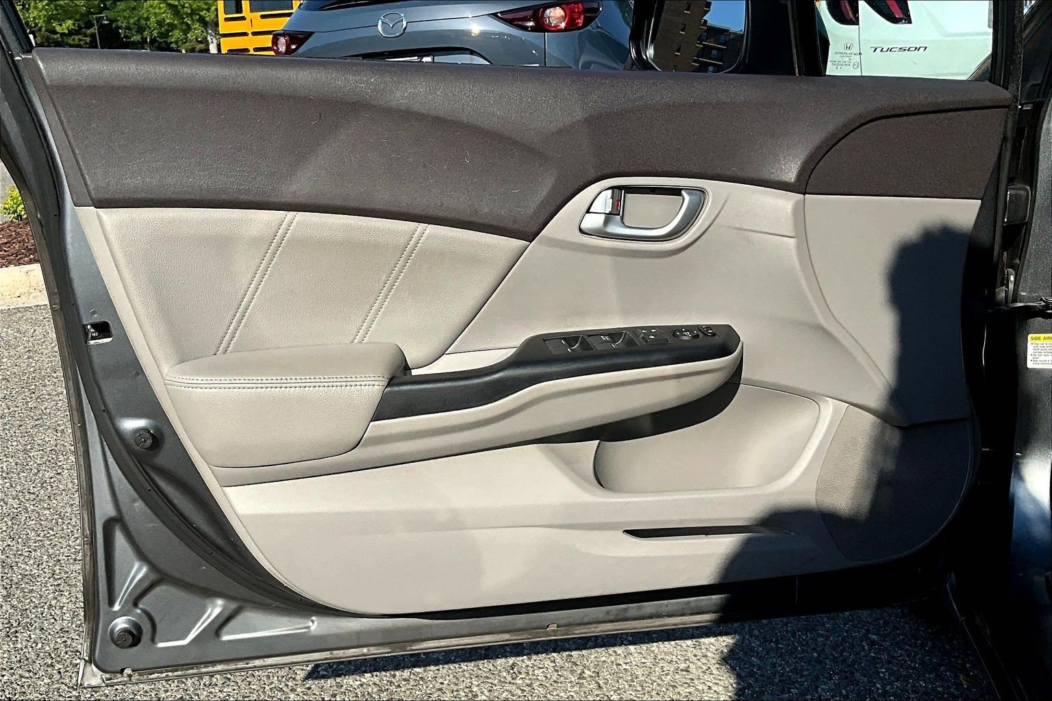 Used 2012 Honda Civic EX-L image 18