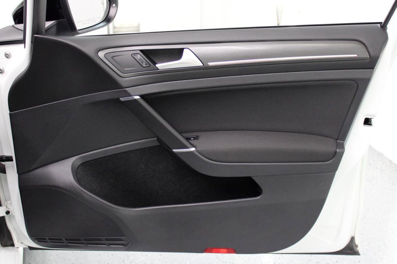 Used 2021 Volkswagen GTI S image 48