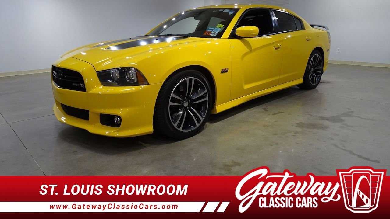 Used 2012 Dodge Charger SRT8 Super Bee w/ Driver Convenience Group II RWD image 1