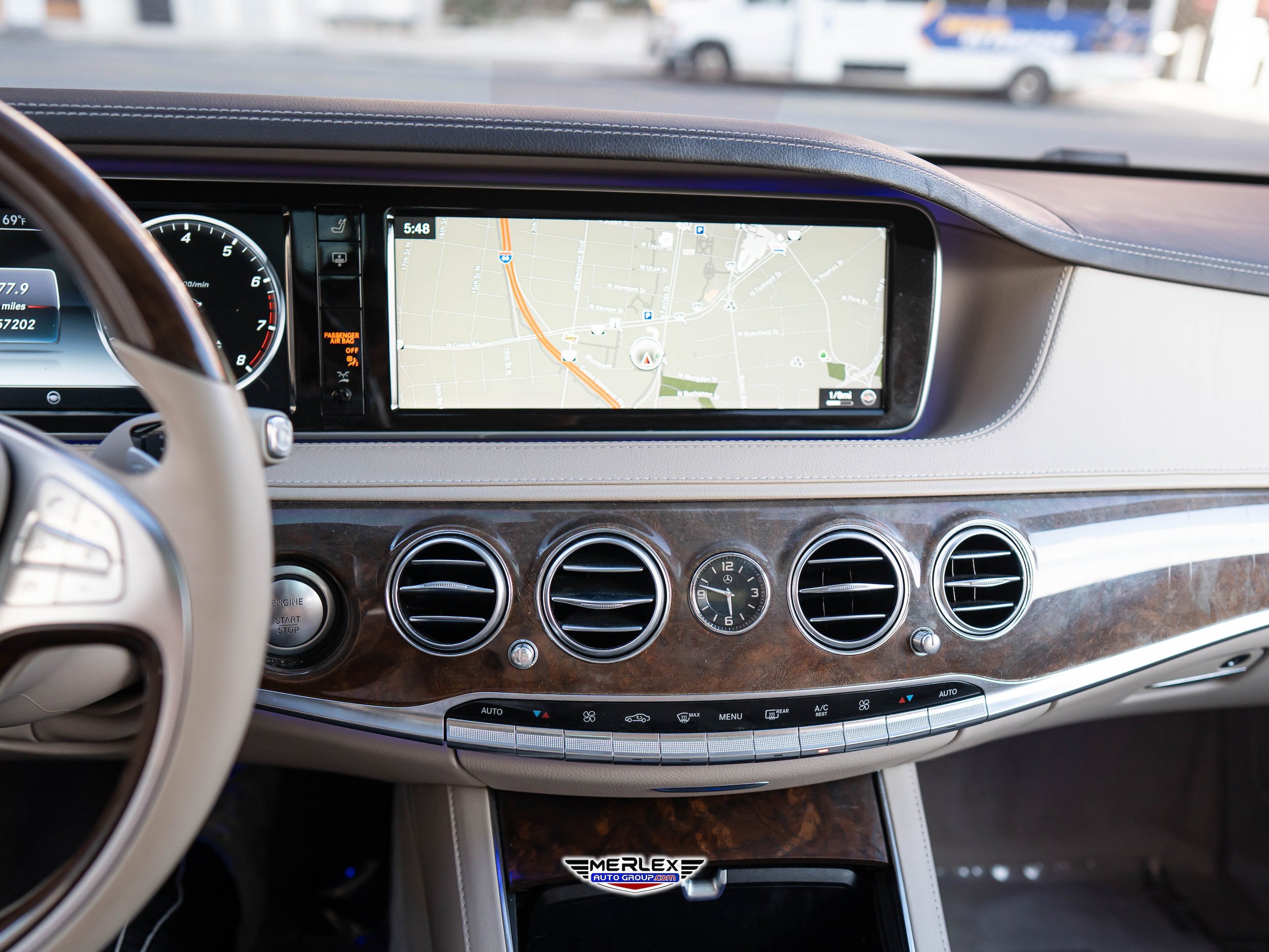 Used 2015 Mercedes-Benz S 550 Sedan w/ Premium 1 Package image 31