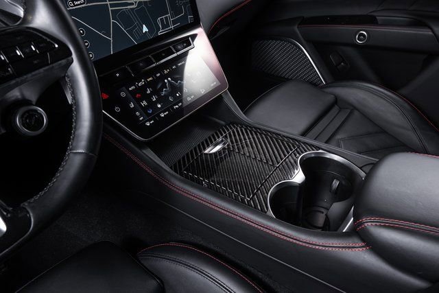 Used 2023 Maserati Grecale Modena image 29