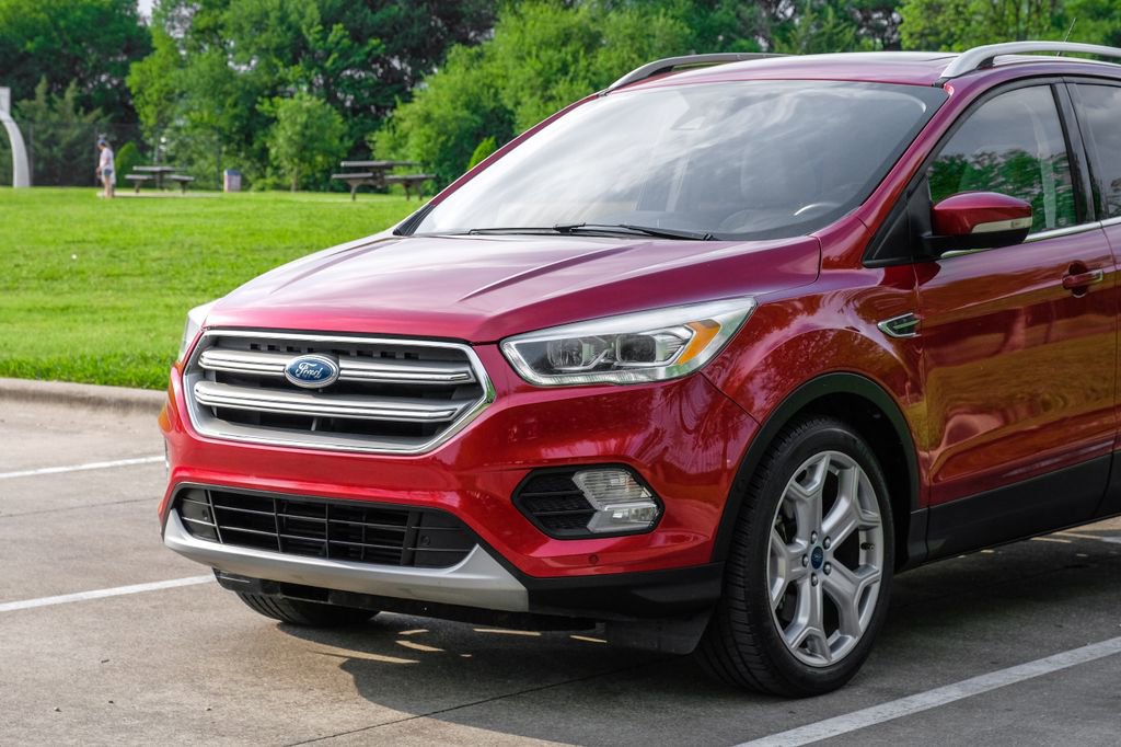 Used 2017 Ford Escape Titanium w/ Equipment Group 301A FWD image 8
