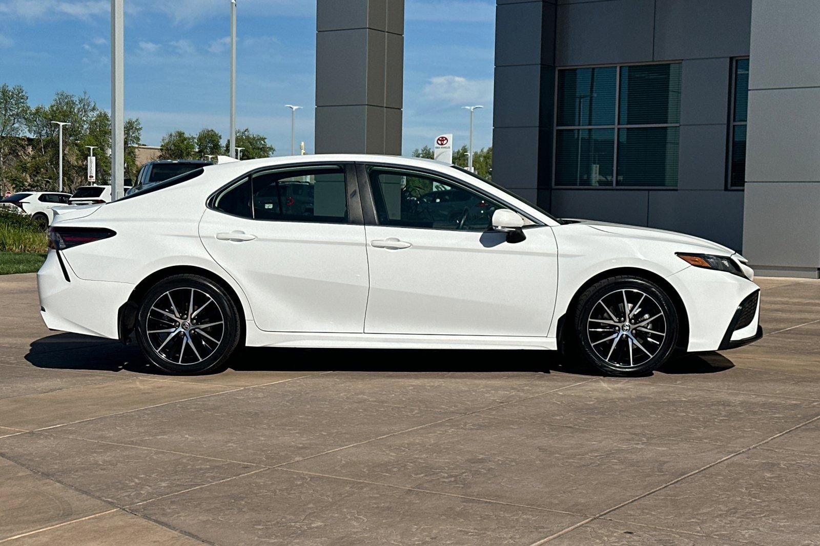 Certified 2024 Toyota Camry SE image 3