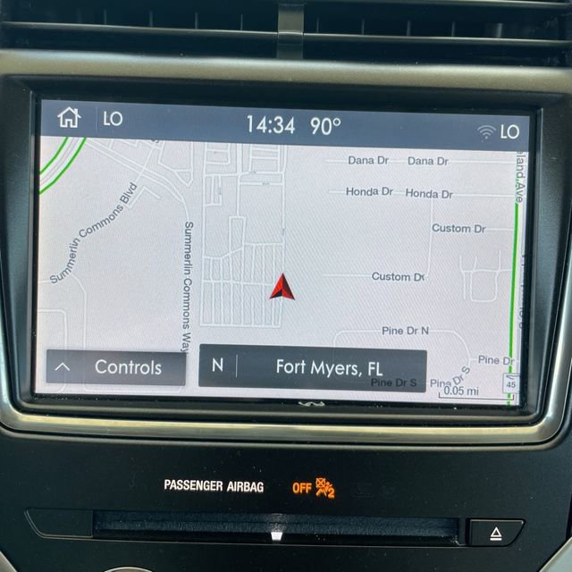 Used 2019 Lincoln Nautilus Reserve AWD/4WD image 17