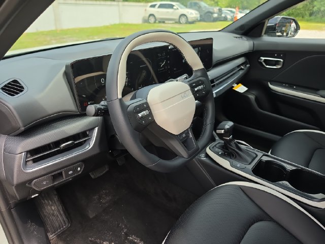 New 2026 Kia K4 GT-Line w/ GT-Line Premium Package FWD image 13