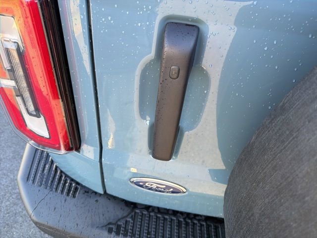 Used 2022 Ford Bronco Badlands image 6