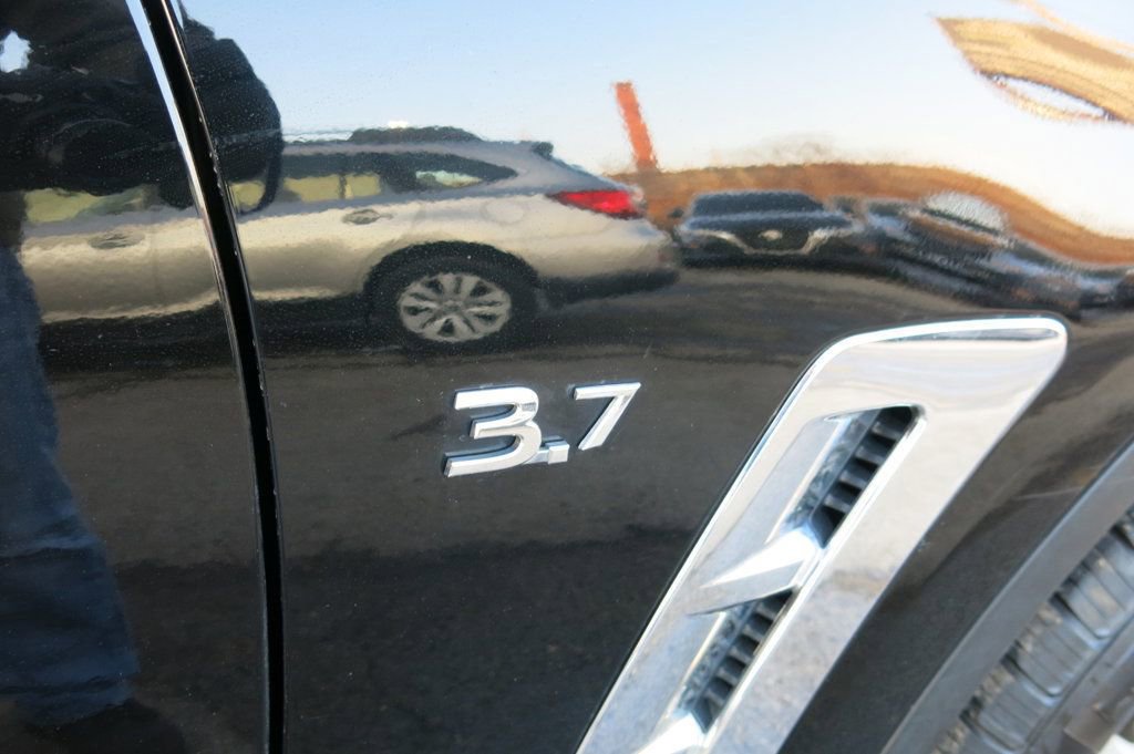 Used 2016 INFINITI QX70 AWD image 38
