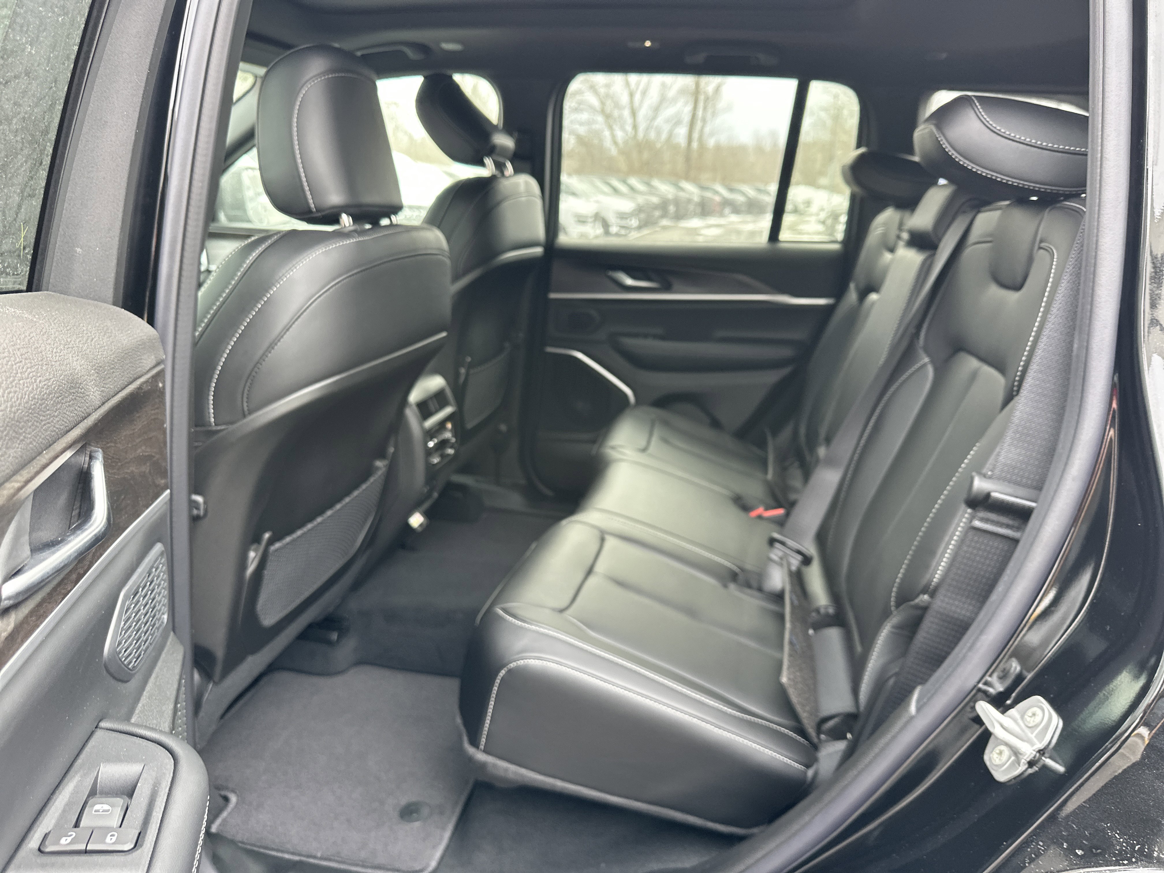 New 2026 Jeep Grand Cherokee Limited w/ Limited Altitude Package image 30