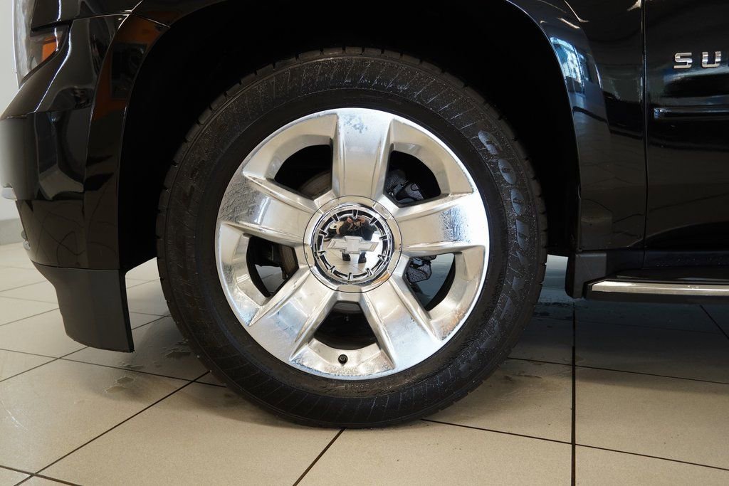 Used 2020 Chevrolet Suburban Premier image 19