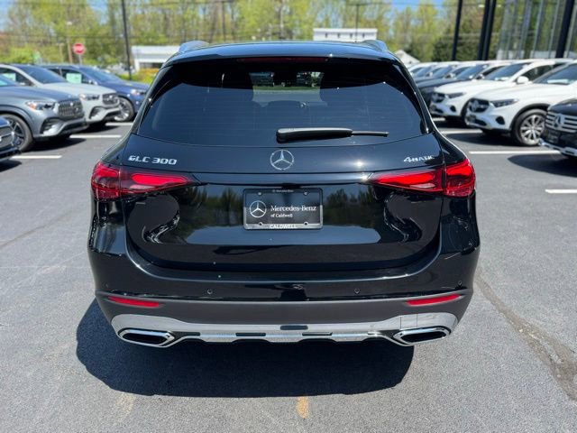 Used 2026 Mercedes-Benz GLC 300 4MATIC image 4