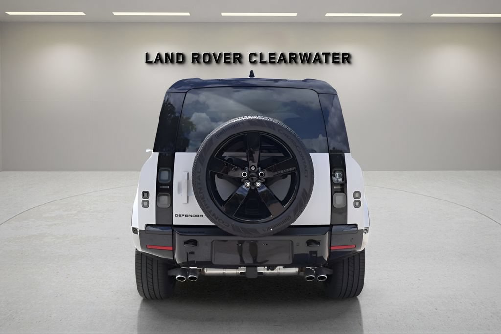 New 2026 Land Rover Defender 110 X-Dynamic SE AWD/4WD image 4