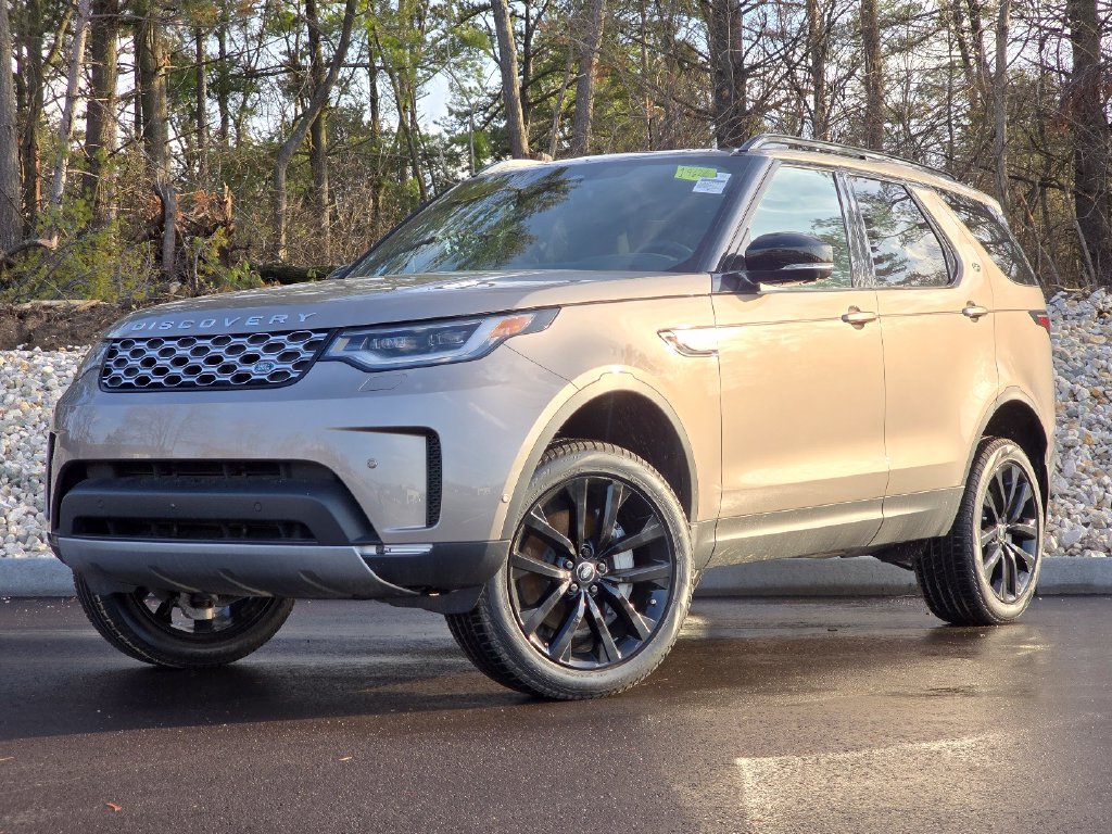 New 2026 Land Rover Discovery S