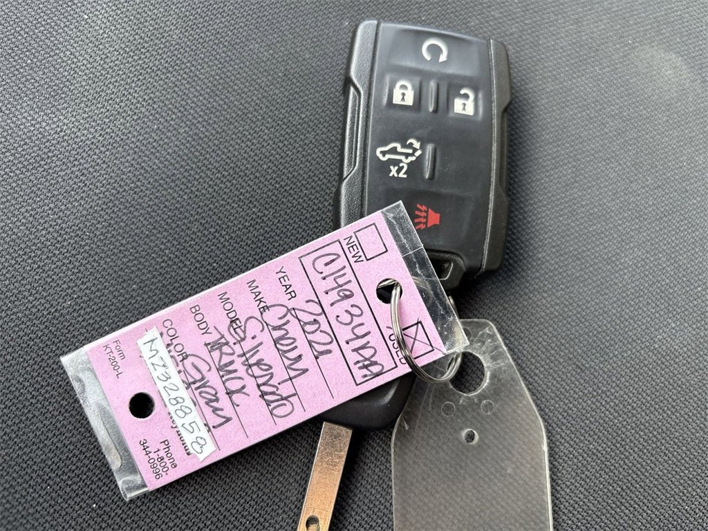 Used 2021 Chevrolet Silverado 1500 Custom image 17