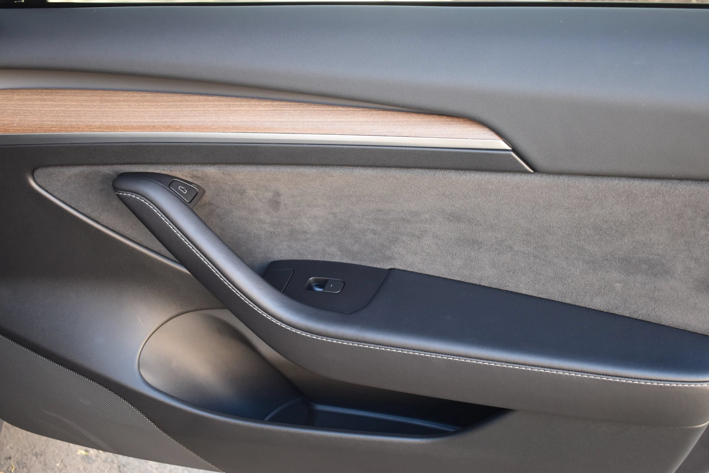 Used 2023 Tesla Model 3 Standard Range RWD image 21