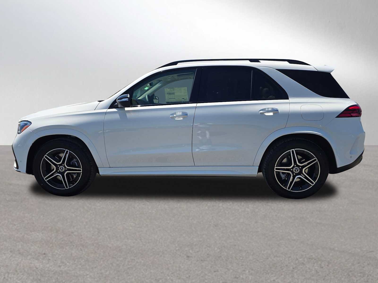 New 2026 Mercedes-Benz GLE 450e 4MATIC image 6