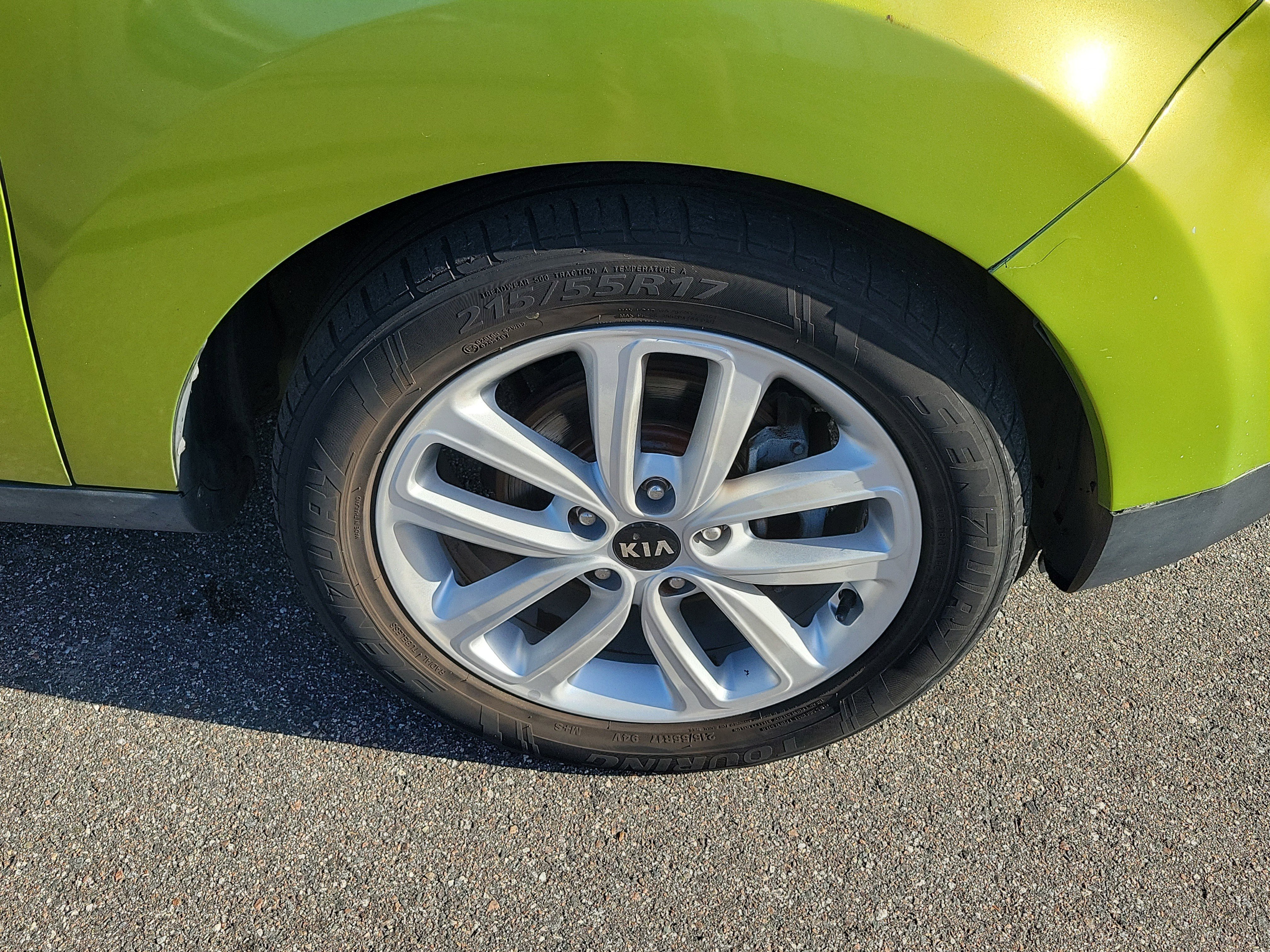 Used 2018 Kia Soul + image 39