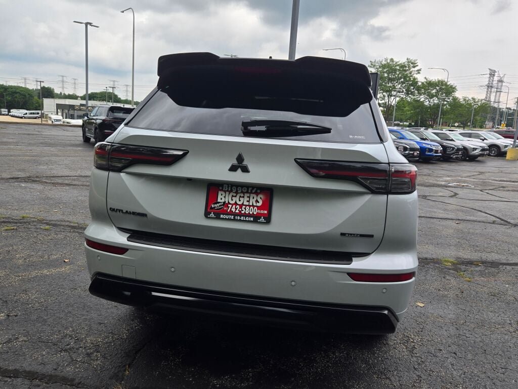 New 2026 Mitsubishi Outlander SEL Black Edition AWD/4WD image 12