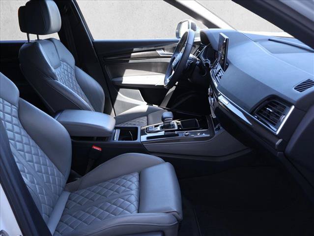 Used 2023 Audi SQ5 Prestige AWD/4WD image 29