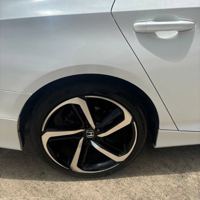 Used 2018 Honda Accord Sport image 10