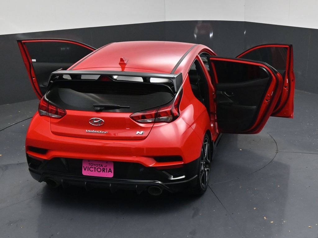Used 2022 Hyundai Veloster N image 22