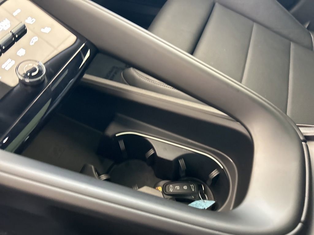 Used 2025 Porsche Macan Electric image 45