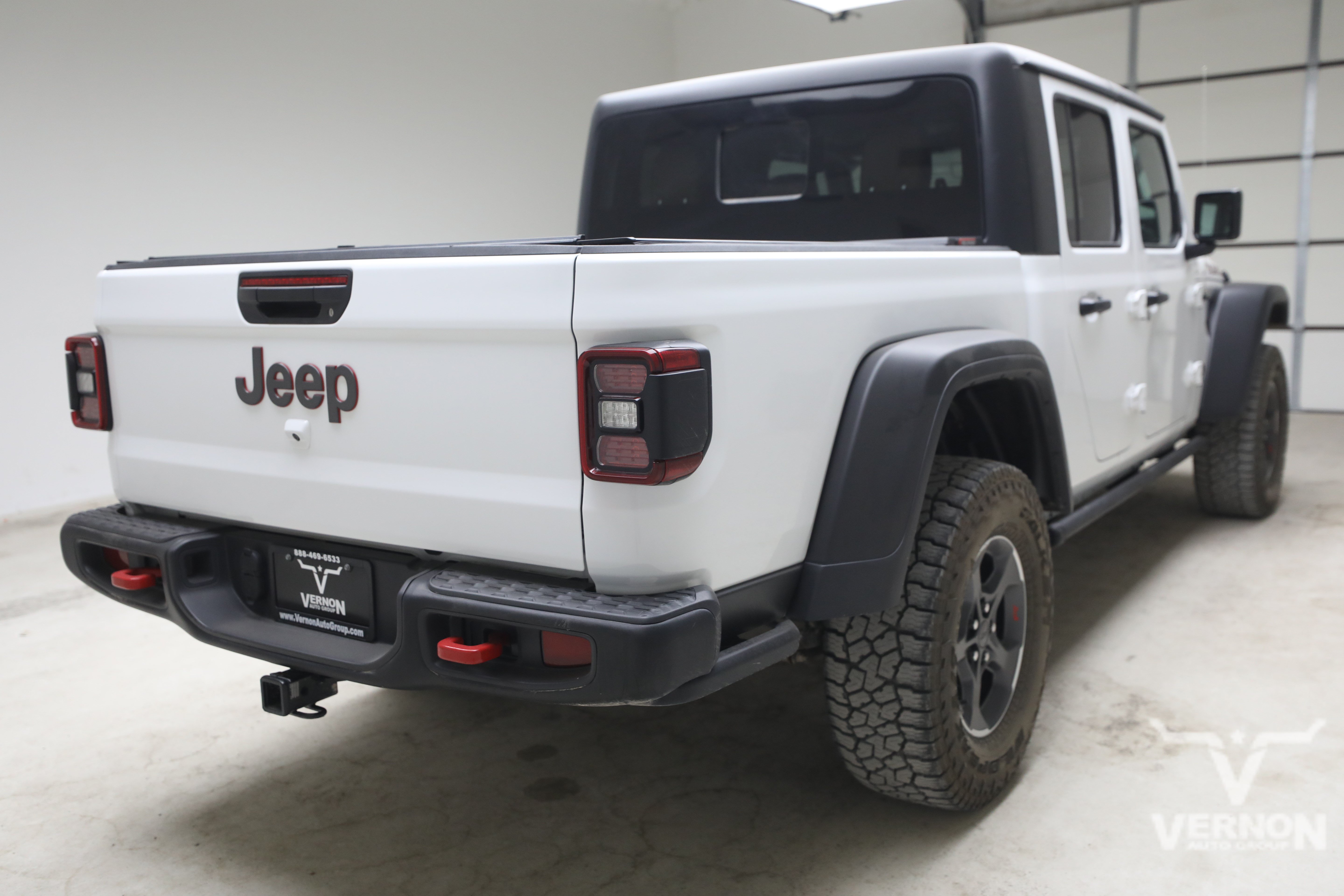 Used 2023 Jeep Gladiator Rubicon w/ LED Lighting Group AWD/4WD image 4
