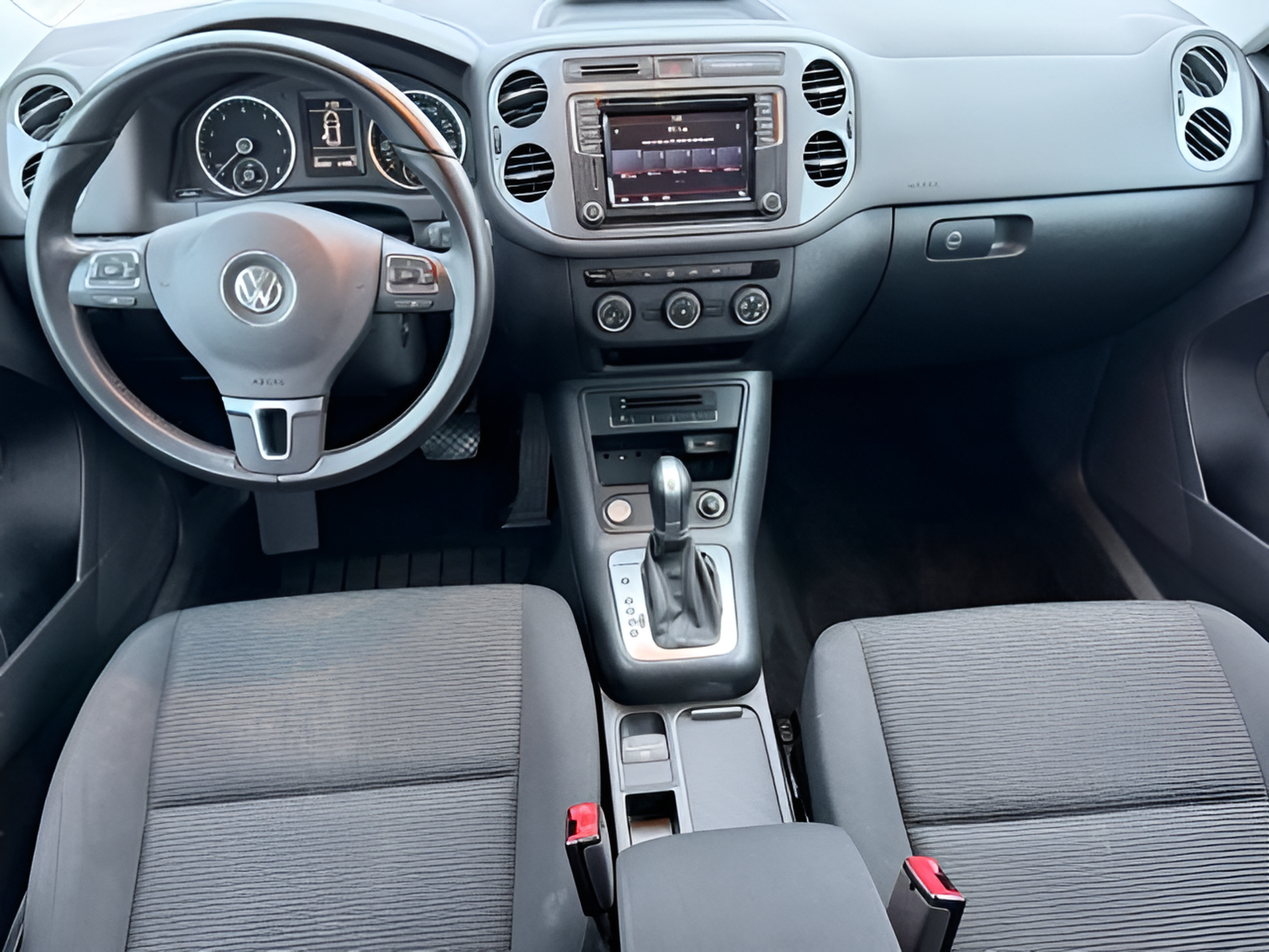 Used 2017 Volkswagen Tiguan S AWD/4WD image 10