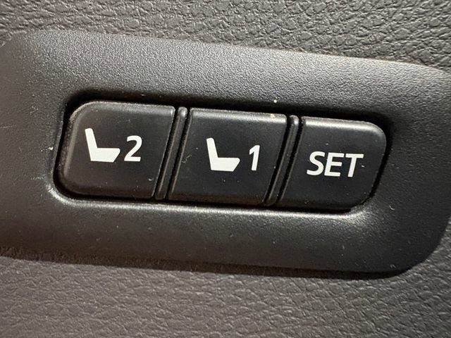 Used 2020 Toyota Avalon Limited w/ Advanced Safety Package FWD image 9