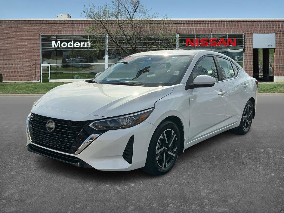 Used 2024 Nissan Sentra SV image 1